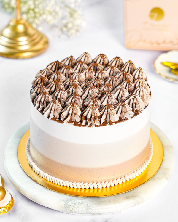 Tiramisu Cake