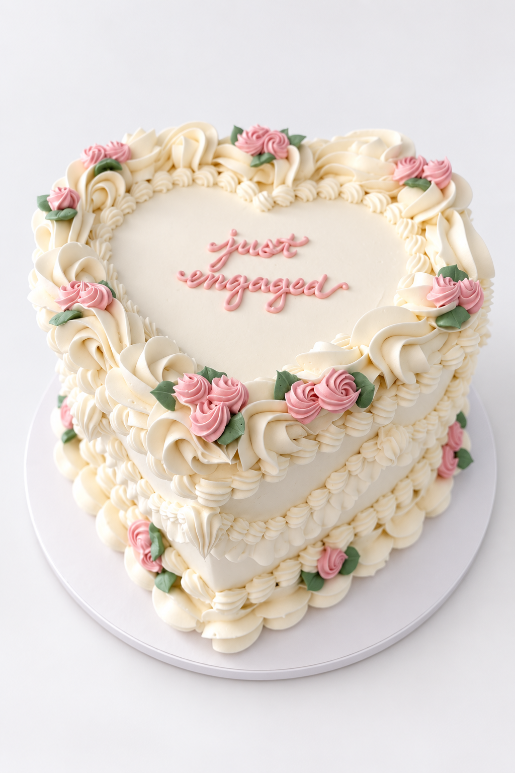 Just Engaged Vintage Rosebud Heart Cake